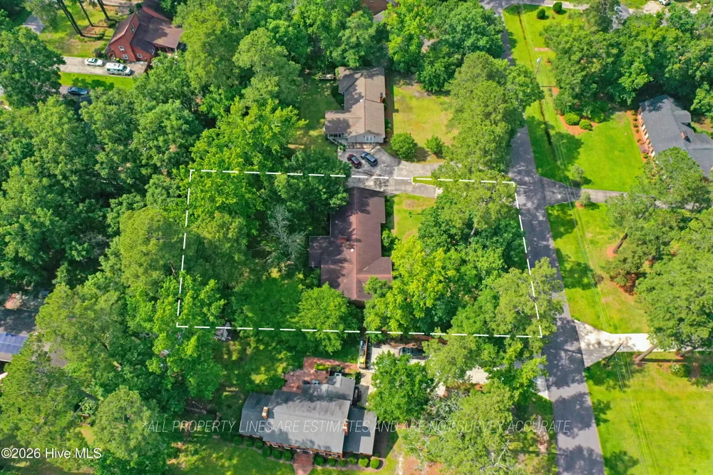 527 Edgewood Circle Whiteville, NC 28472