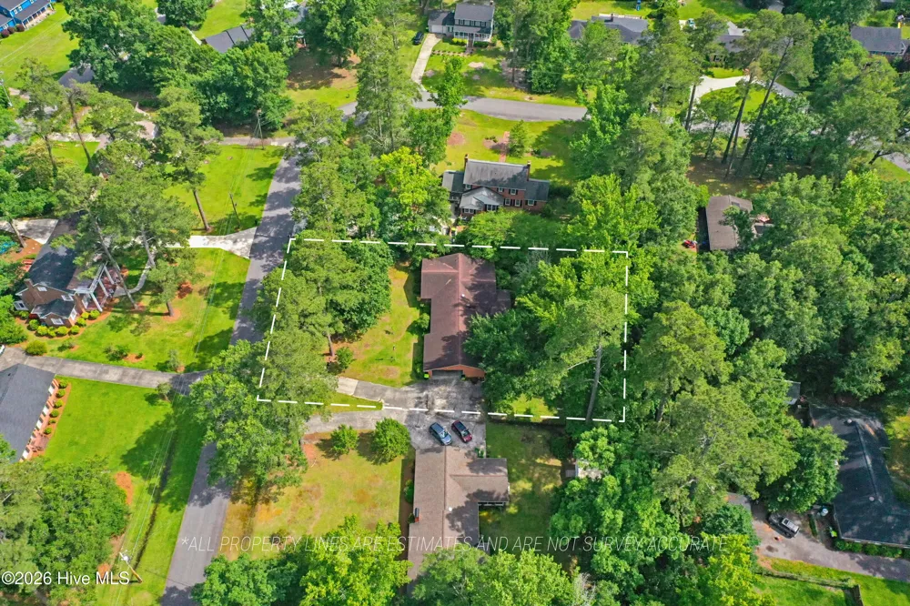 527 Edgewood Circle Whiteville, NC 28472