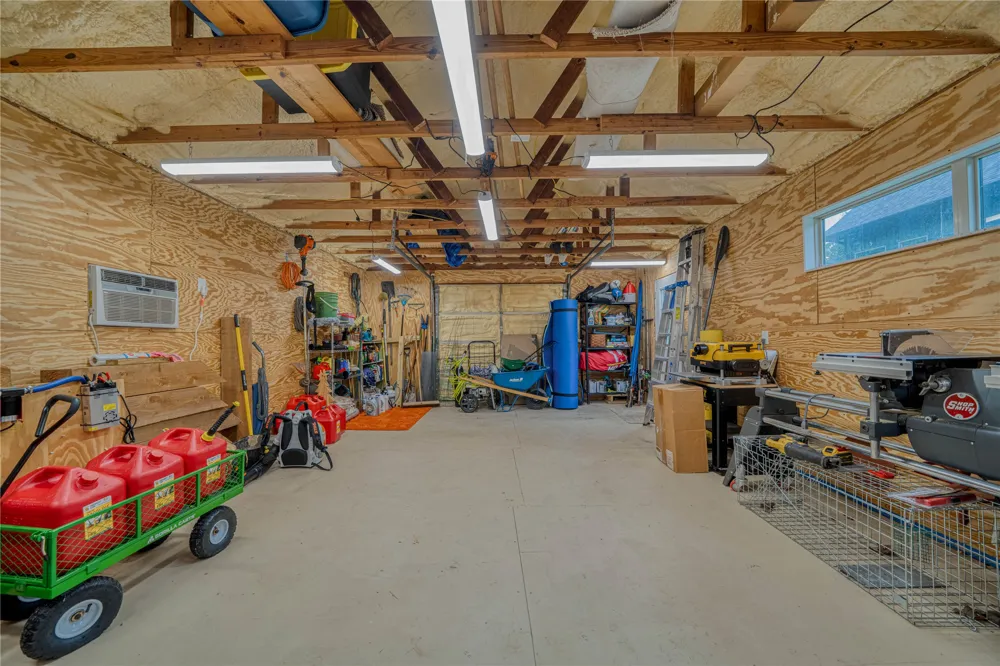 16 County Road 2131 Pittsburg, TX 75686