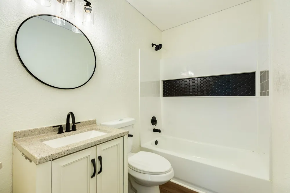 303 Yaupon Street Sweeny, TX 77480