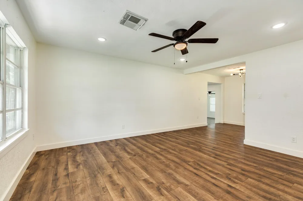 303 Yaupon Street Sweeny, TX 77480