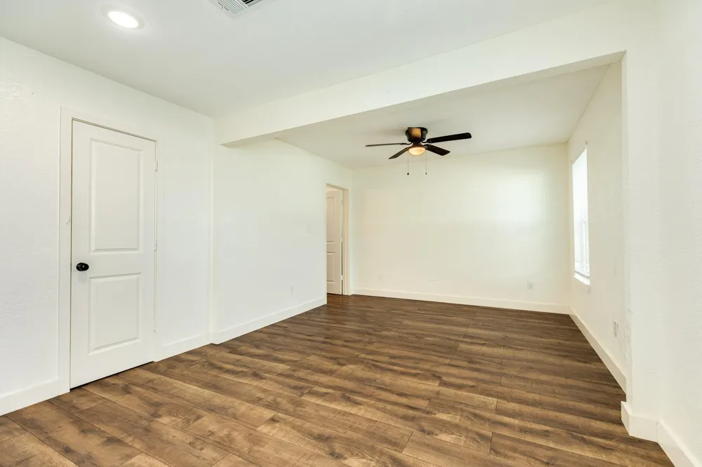 303 Yaupon Street Sweeny, TX 77480