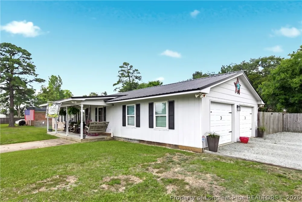 4702 Quaker Court Hope Mills, NC 28348