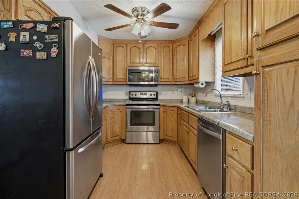 4702 Quaker Court Hope Mills, NC 28348