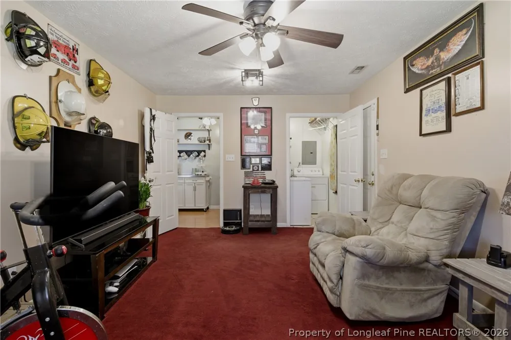 4702 Quaker Court Hope Mills, NC 28348