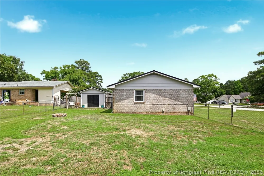 4702 Quaker Court Hope Mills, NC 28348