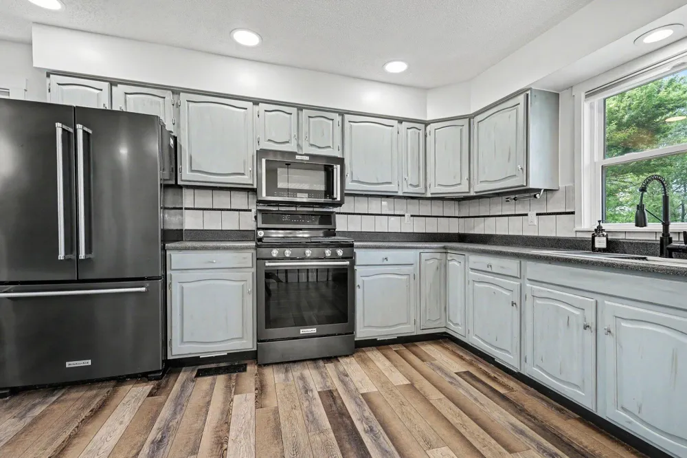 2865 S Patterson Road Wayland, MI 49348