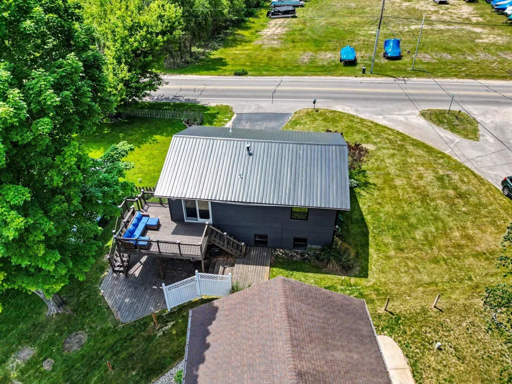 2865 S Patterson Road Wayland, MI 49348