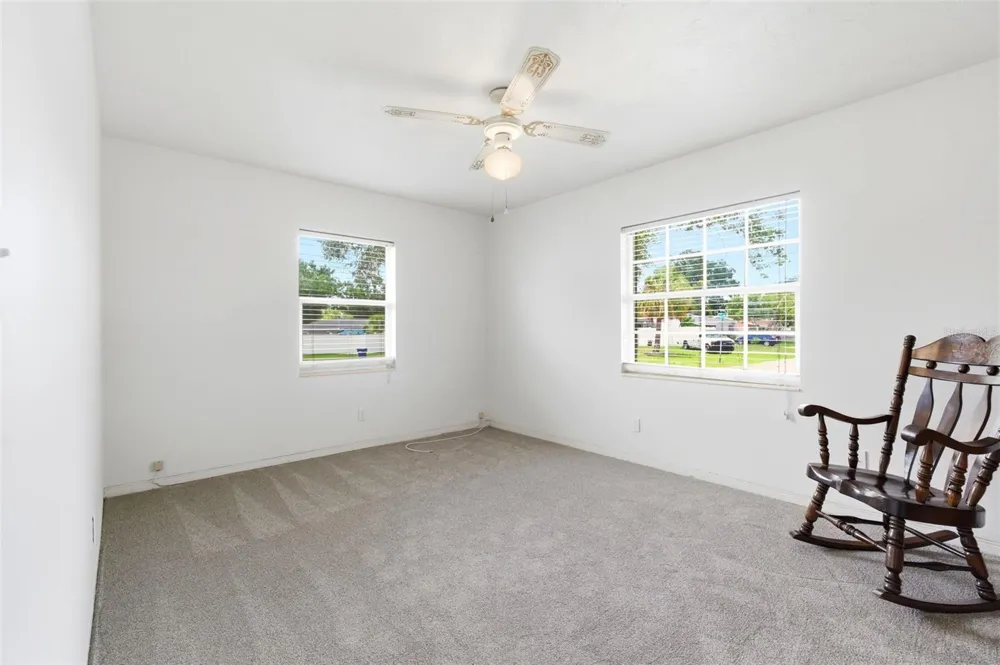 10651 125TH AVENUE Largo, FL 33773