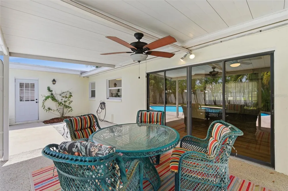 10651 125TH AVENUE Largo, FL 33773