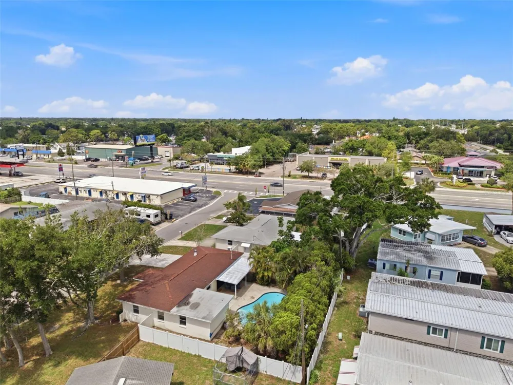 10651 125TH AVENUE Largo, FL 33773
