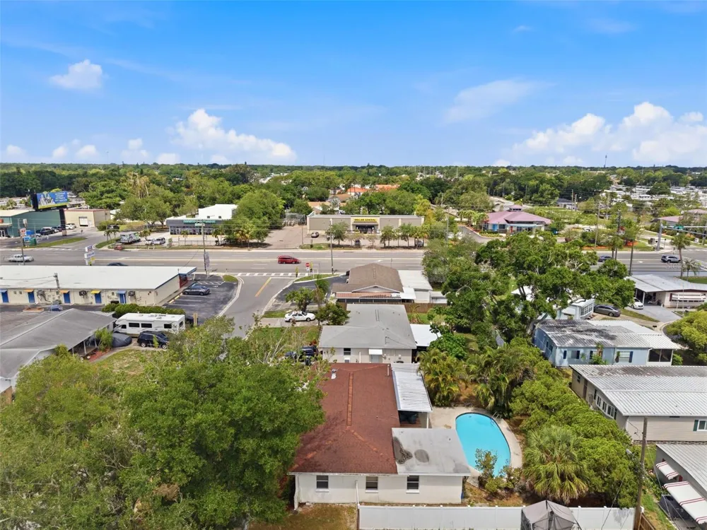 10651 125TH AVENUE Largo, FL 33773