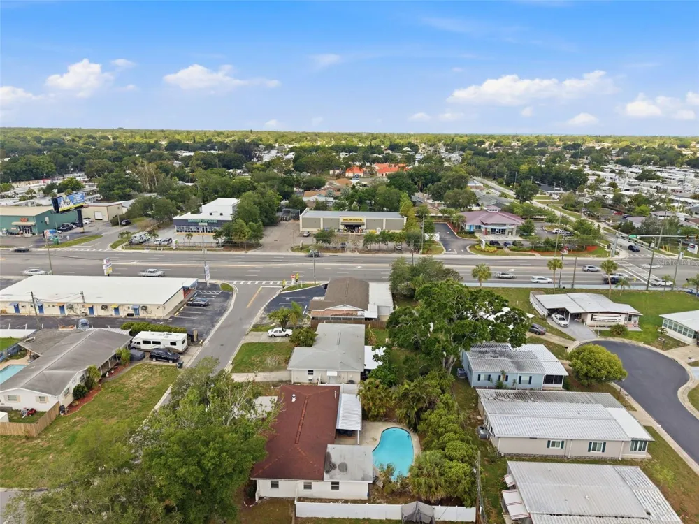 10651 125TH AVENUE Largo, FL 33773