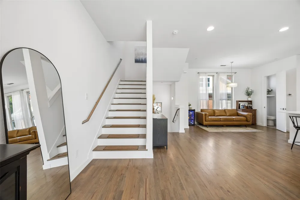 5734 Oram Street #102 Dallas, TX 75206