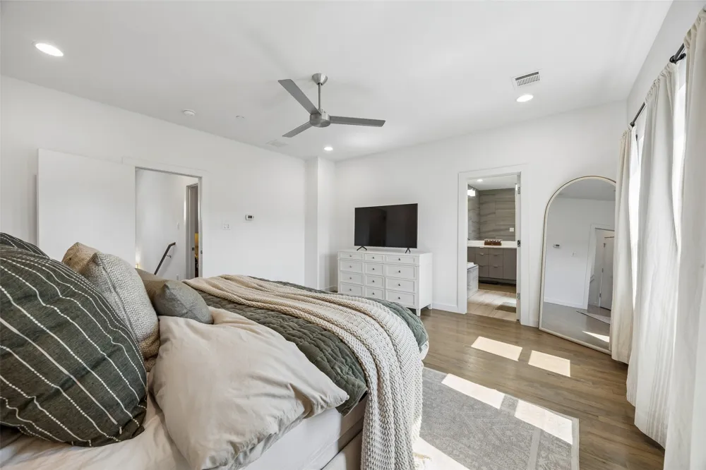 5734 Oram Street #102 Dallas, TX 75206