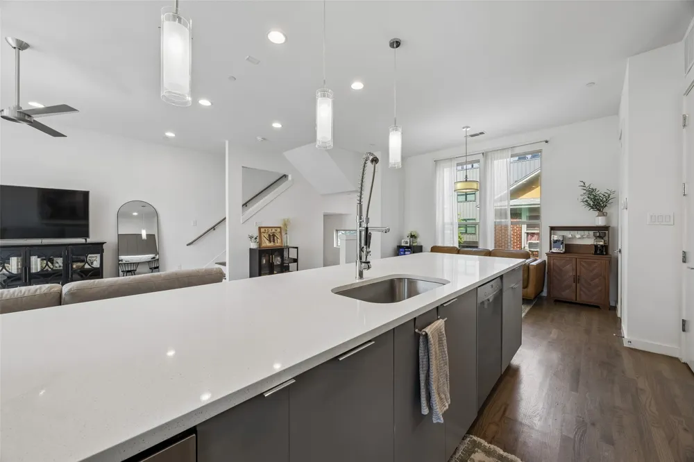 5734 Oram Street #102 Dallas, TX 75206
