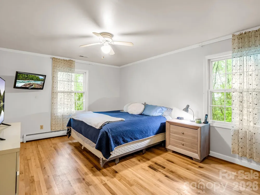 679 Solomon Jones Road Cedar Mountain, NC 28718