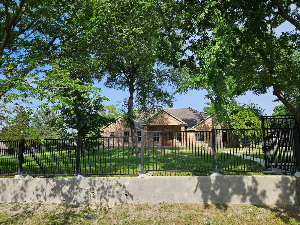 234 E FORK ROAD Sunnyvale, TX 75182