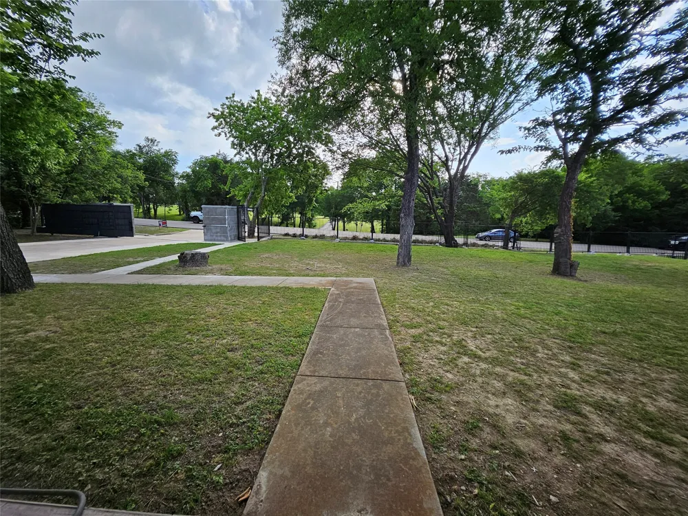 234 E FORK ROAD Sunnyvale, TX 75182