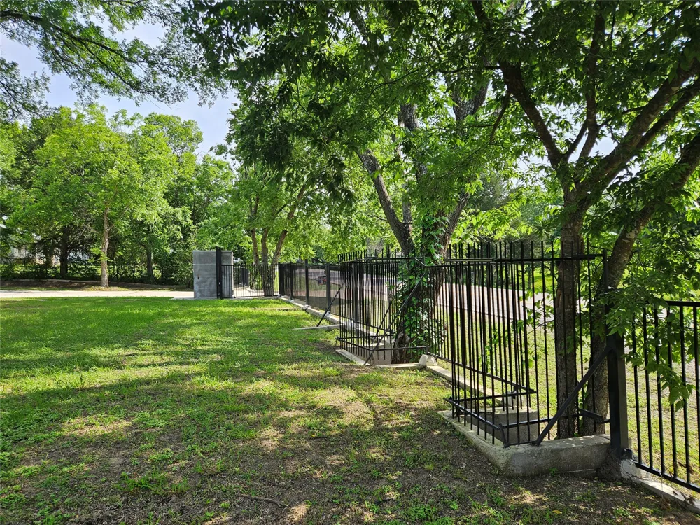 234 E FORK ROAD Sunnyvale, TX 75182