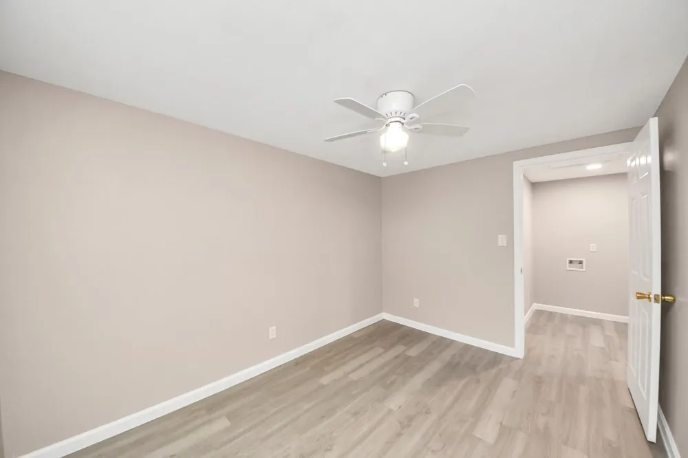 17111 River Road #B Channelview, TX 77530