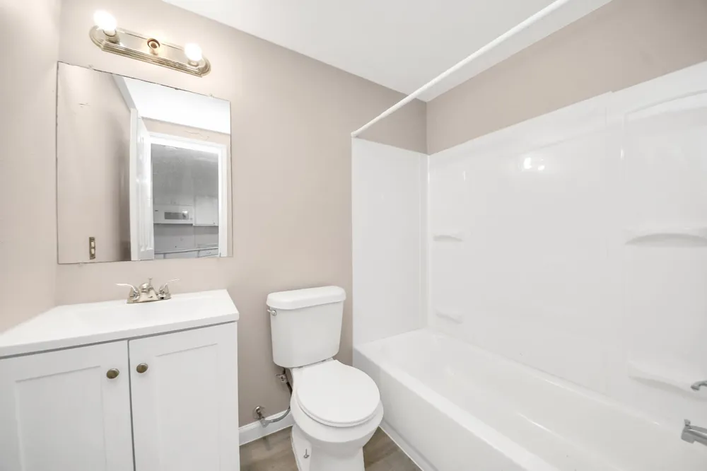17111 River Road #B Channelview, TX 77530