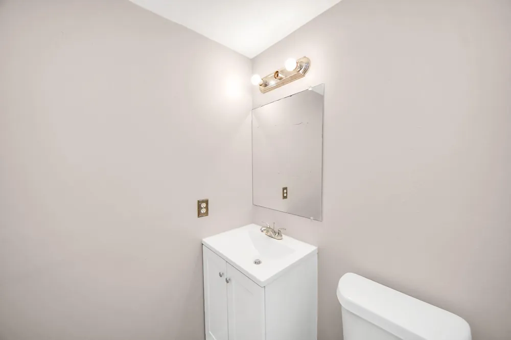 17111 River Road #B Channelview, TX 77530