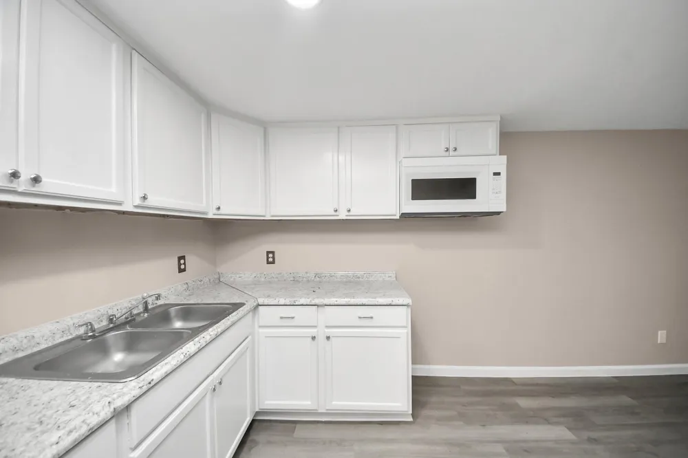 17111 River Road #B Channelview, TX 77530