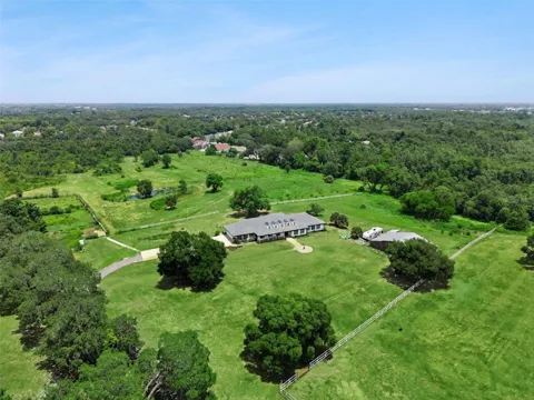 5750 OAK HOLLOW LANE