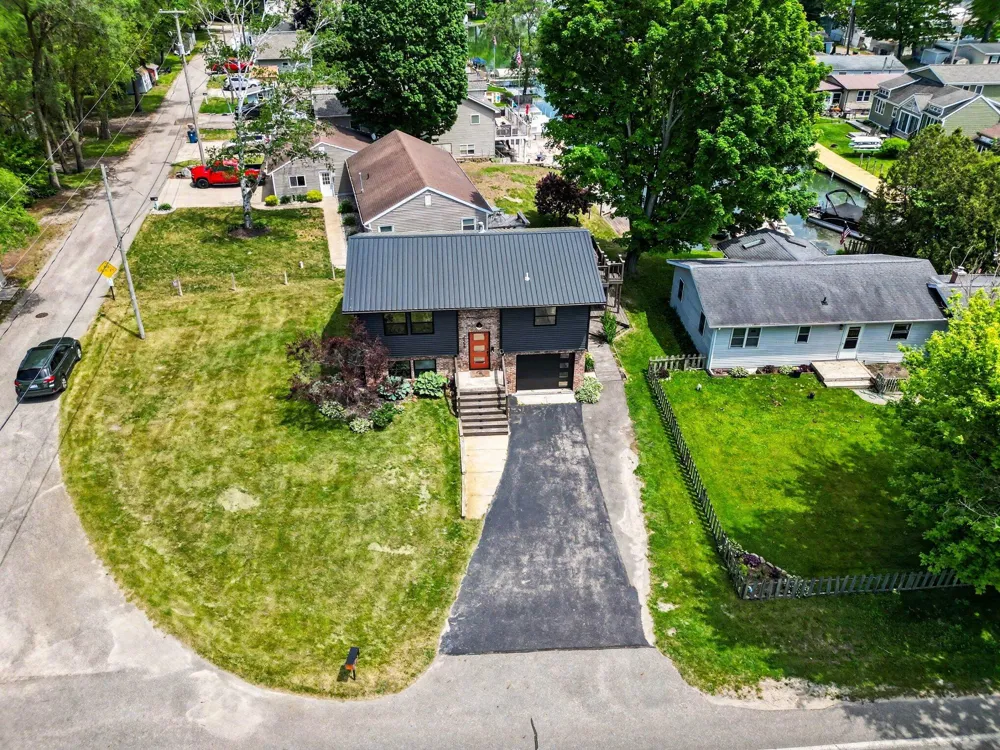2865 S Patterson Road Yankee Springs Township, MI 49348
