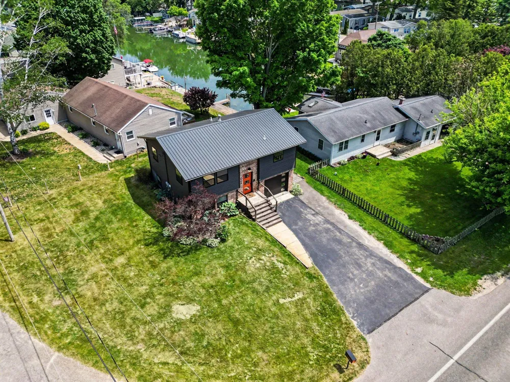 2865 S Patterson Road Yankee Springs Township, MI 49348