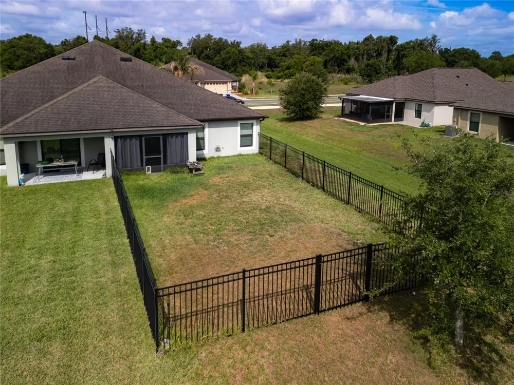5581 MAGGIORE BOULEVARD Lakeland, FL 33805