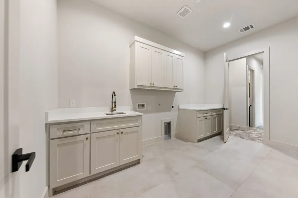 461 Whispering Way Red Oak, TX 75154