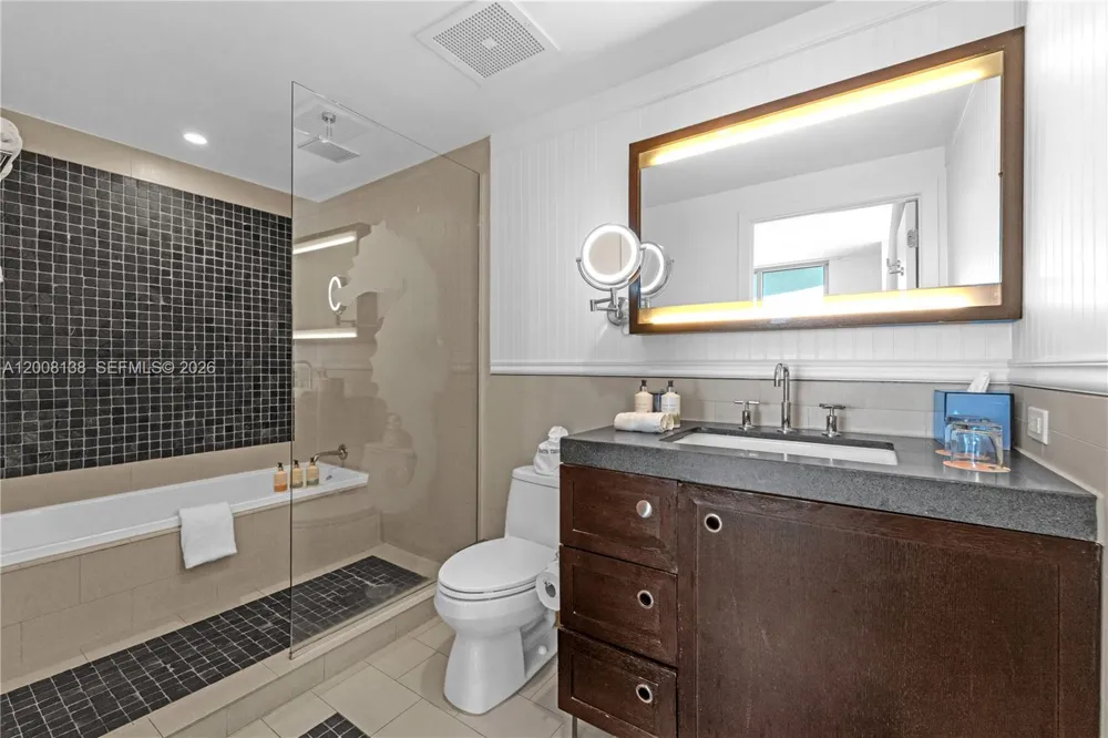 17315 Collins #801 A&B Sunny Isles Beach, FL 33160