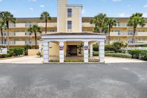 1040 WEXFORD BOULEVARD #1040