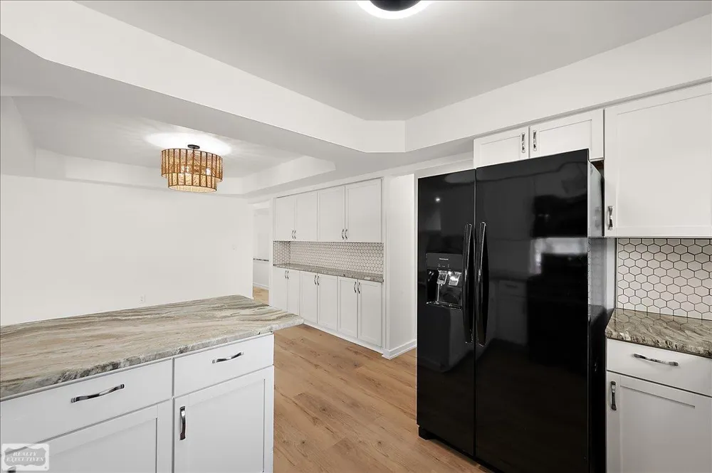 11489 Anna Lisa Street Utica City, MI 48312