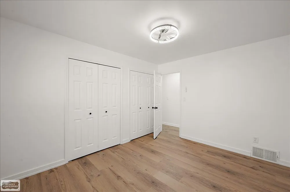 11489 Anna Lisa Street Utica City, MI 48312