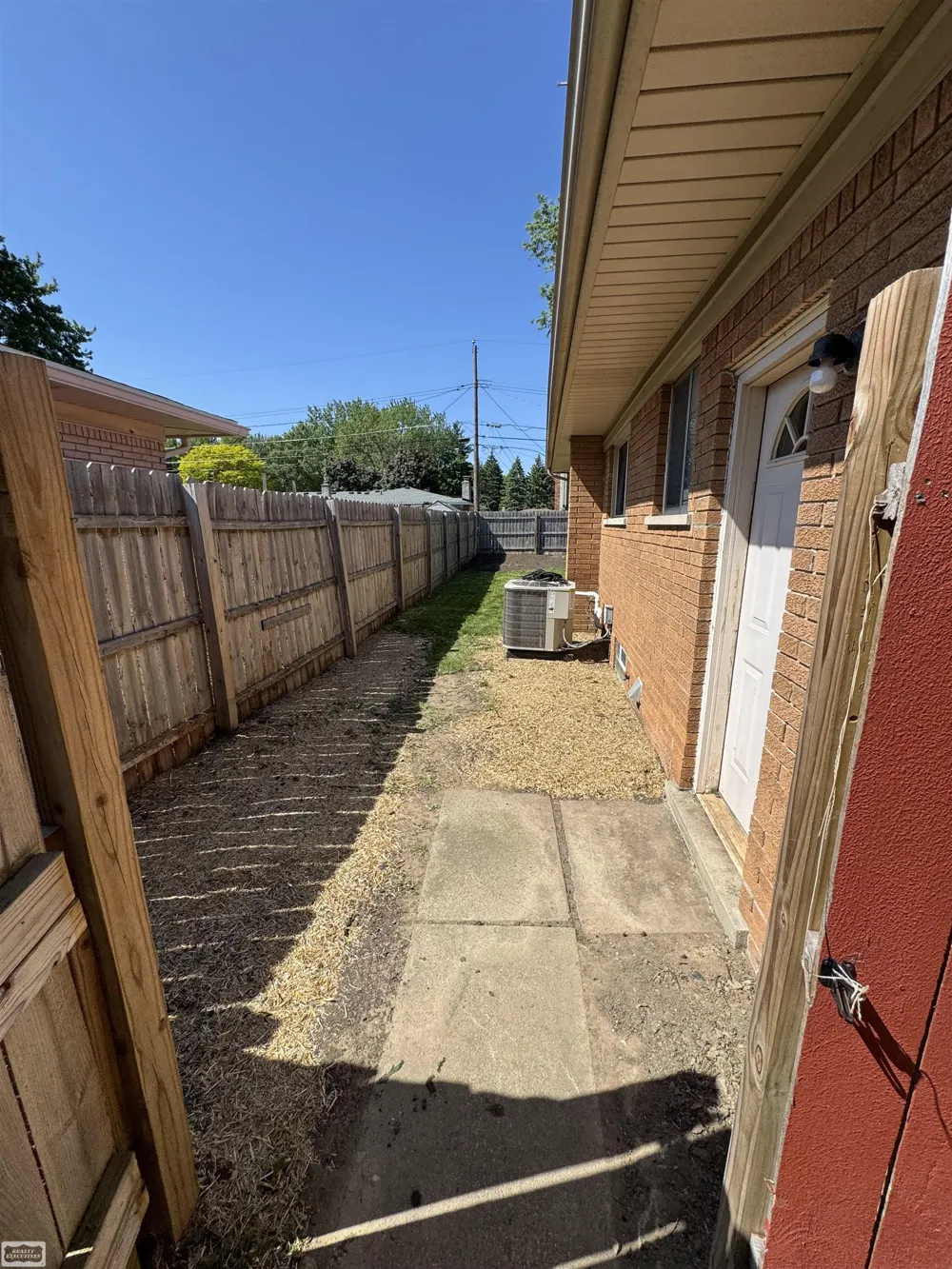 11489 Anna Lisa Street Utica City, MI 48312