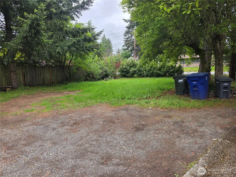 2500 S 208th Street SeaTac, WA 98198