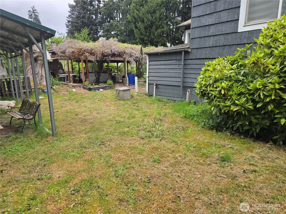 2500 S 208th Street SeaTac, WA 98198