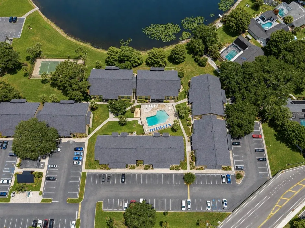 912 LAKE DESTINY ROAD #D Altamonte Springs, FL 32714