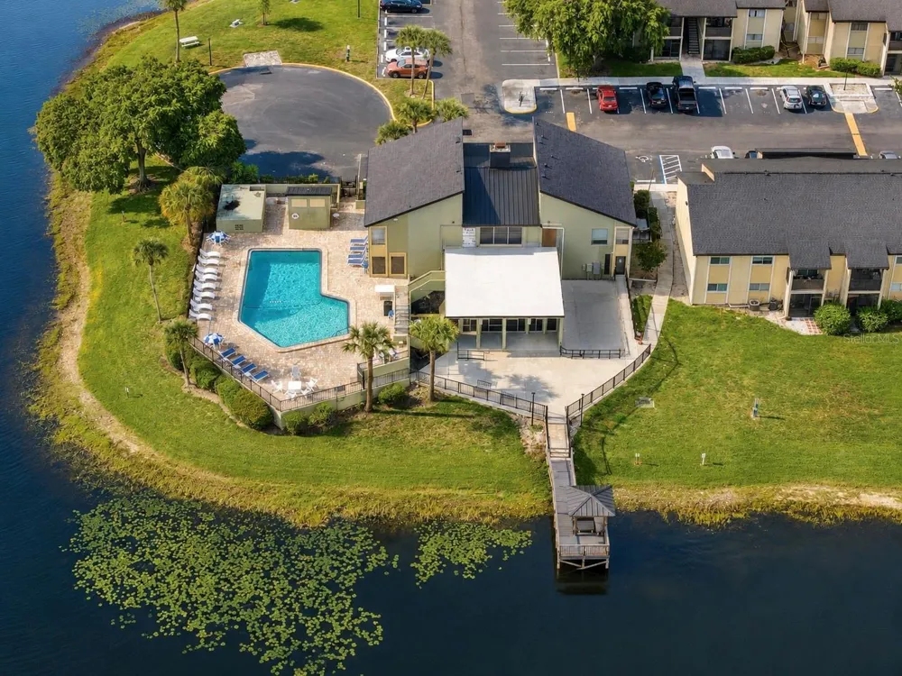 912 LAKE DESTINY ROAD #D Altamonte Springs, FL 32714