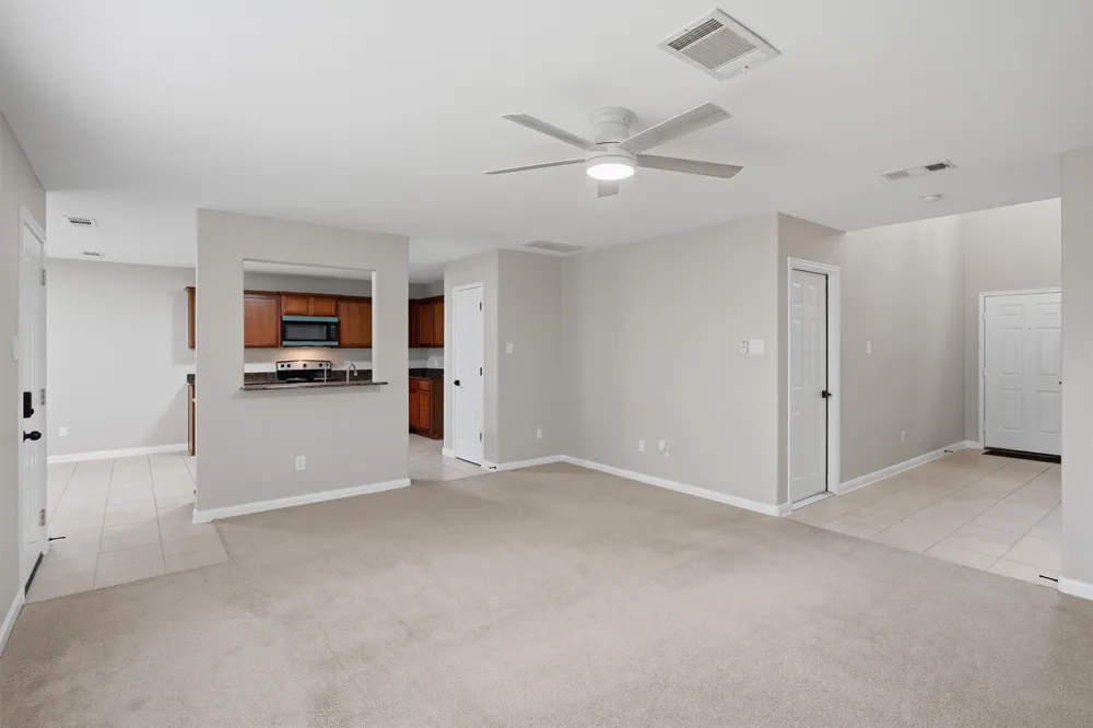 161 Dodge City Trail Newark, TX 76071