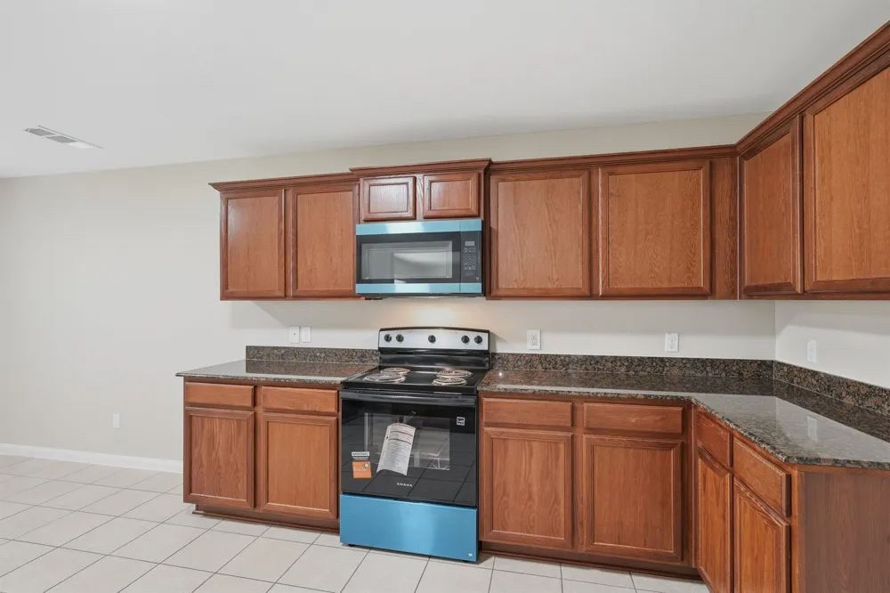 161 Dodge City Trail Newark, TX 76071