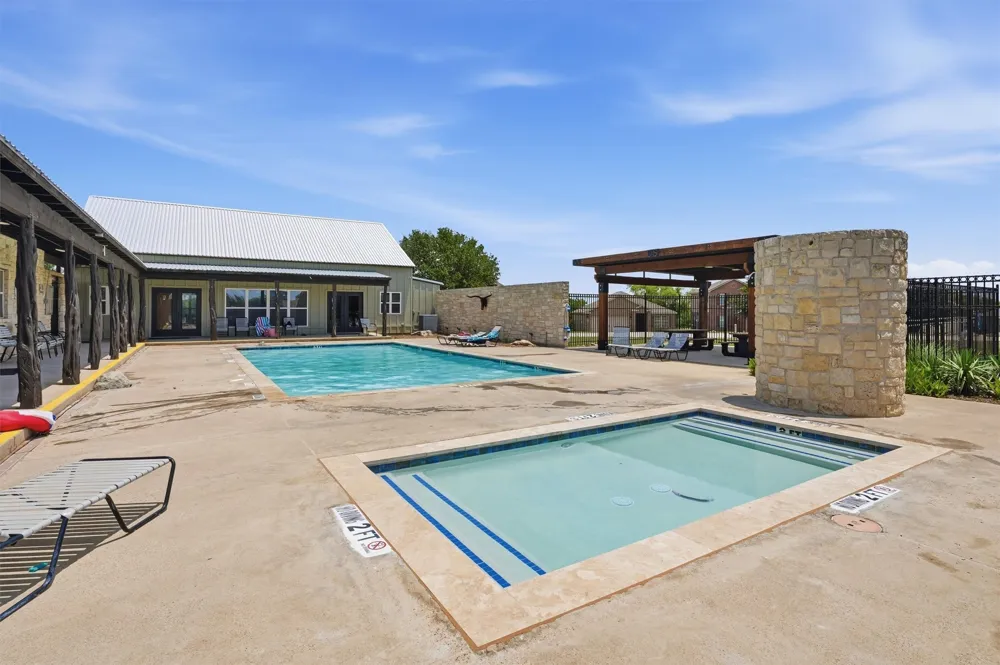 161 Dodge City Trail Newark, TX 76071