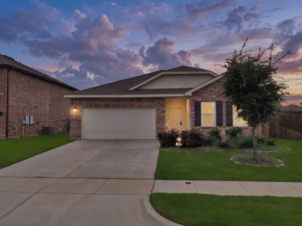 19 Cherryridge Drive Edgecliff Village, TX 76134