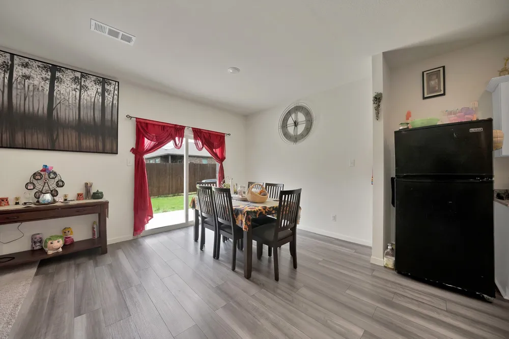 19 Cherryridge Drive Edgecliff Village, TX 76134