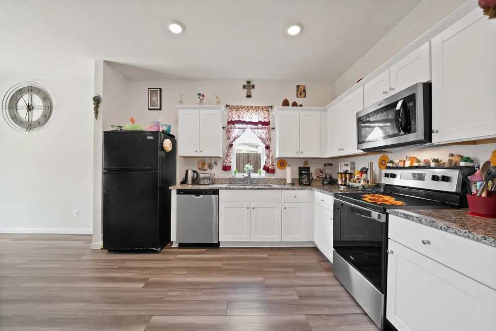 19 Cherryridge Drive Edgecliff Village, TX 76134