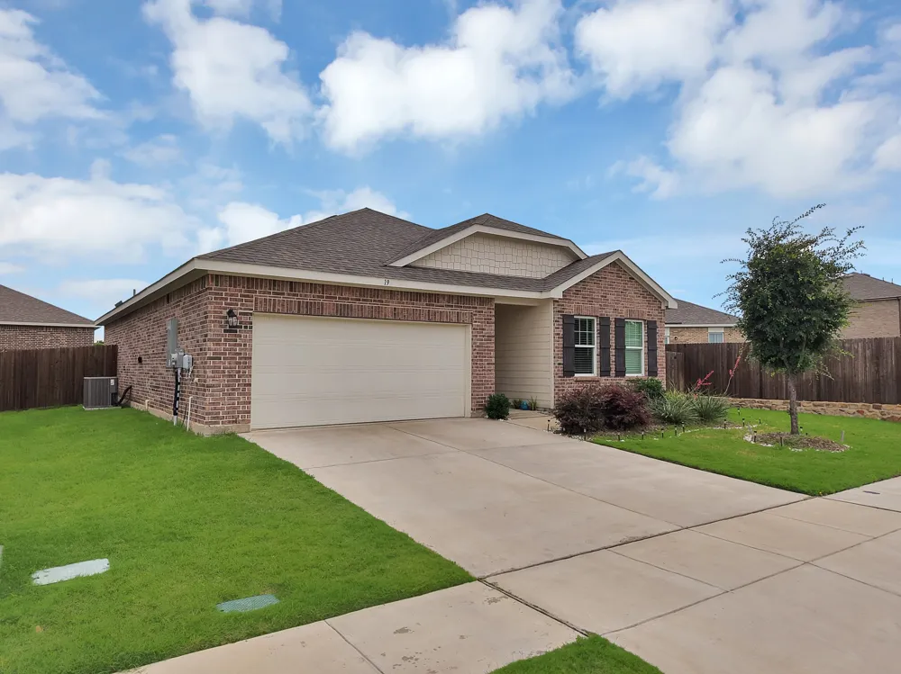 19 Cherryridge Drive Edgecliff Village, TX 76134