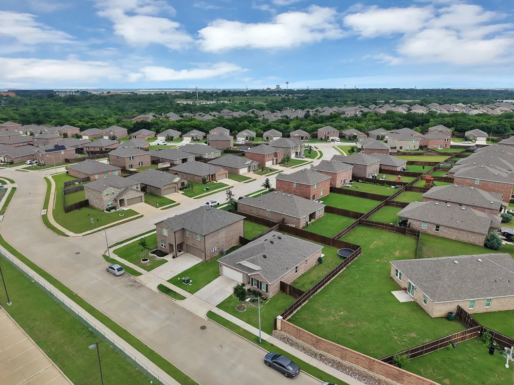 19 Cherryridge Drive Edgecliff Village, TX 76134